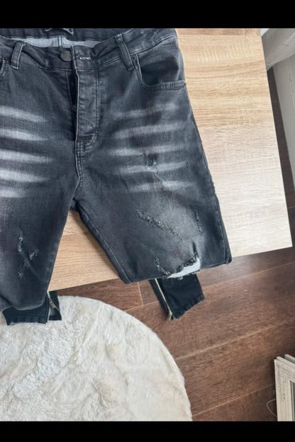 Zipped jeans