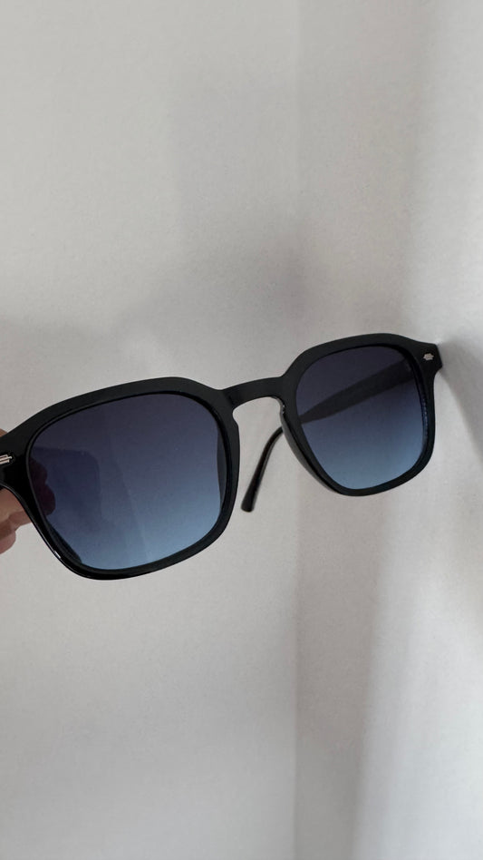 Lunette - dark and blue